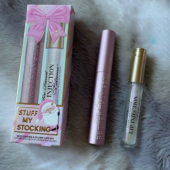 Stuff My Stocking Sexy Lashes & Plump Lips Full Size Set - Picture 2 of 6